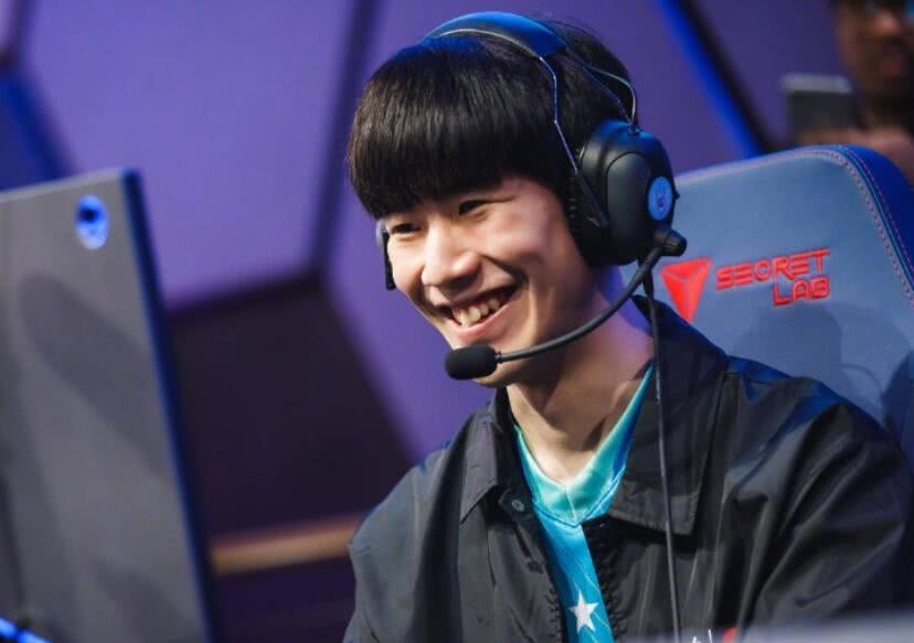 虽然在赛场 虽然在赛场