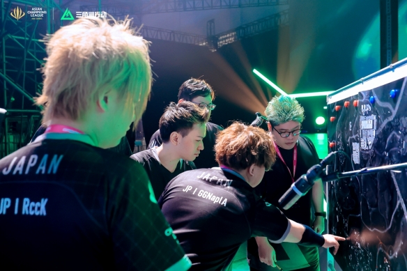 键战役中脱 键战役中脱